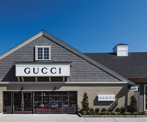 woodbury common gucci|st john outlet woodbury commons.